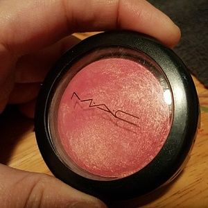 MAC Petal Power Blush